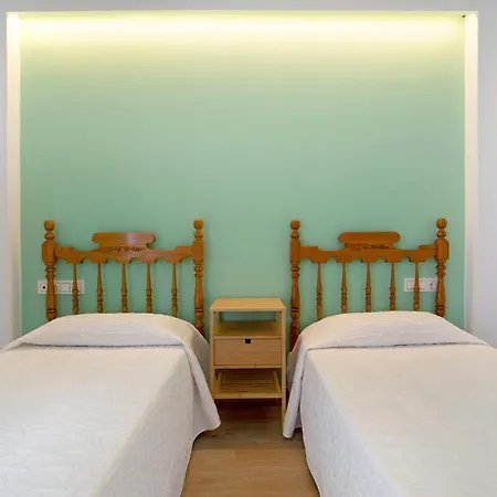 Appartement Falco 1 *